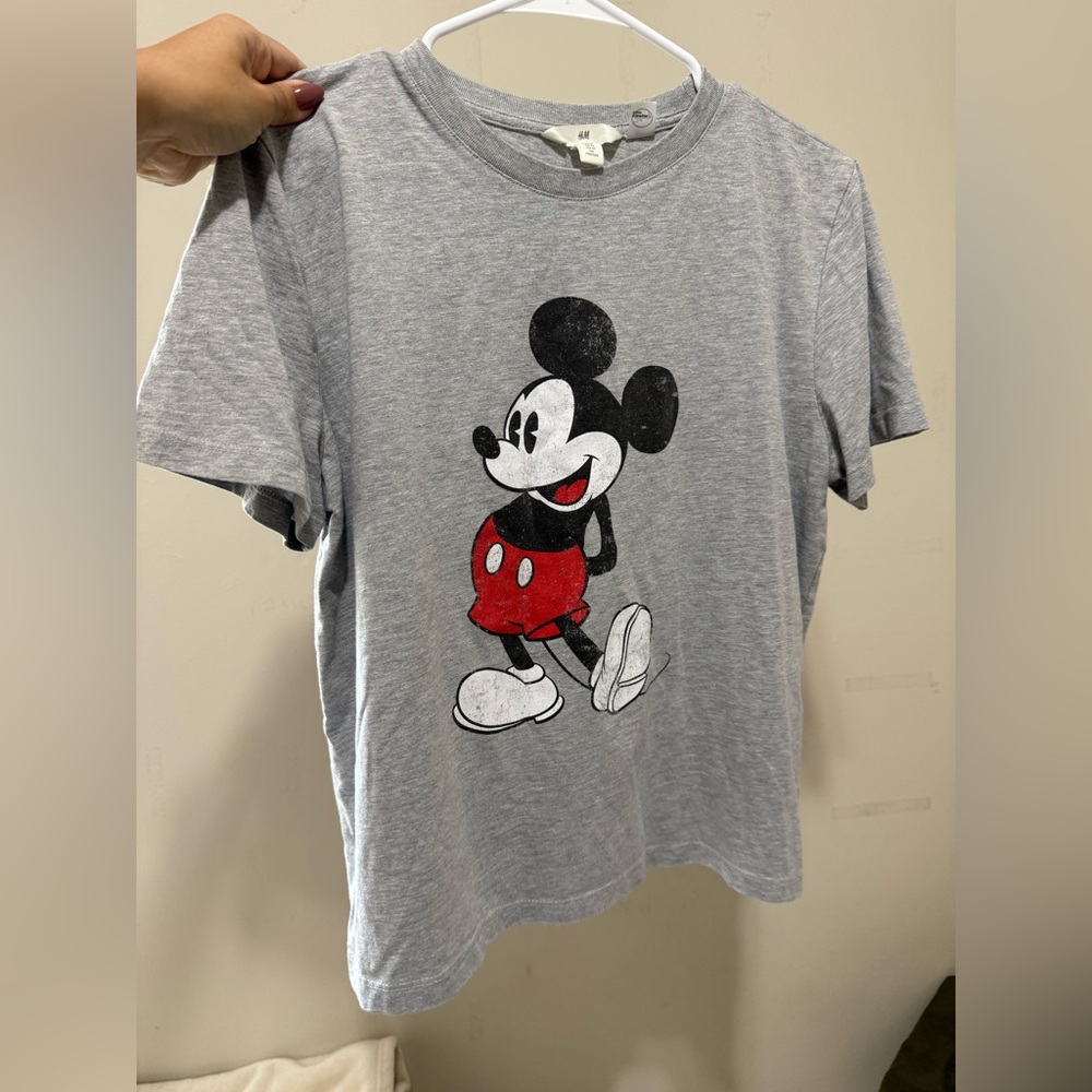 H&M Heather Gray Crewneck Tee